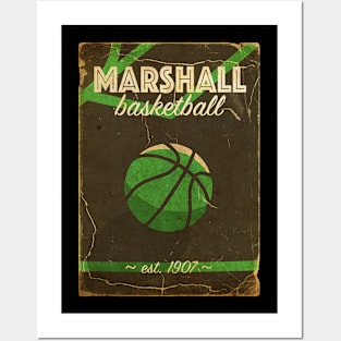 COVER SPORT - MARSHALL BASKETBALL EST 1907 Posters and Art